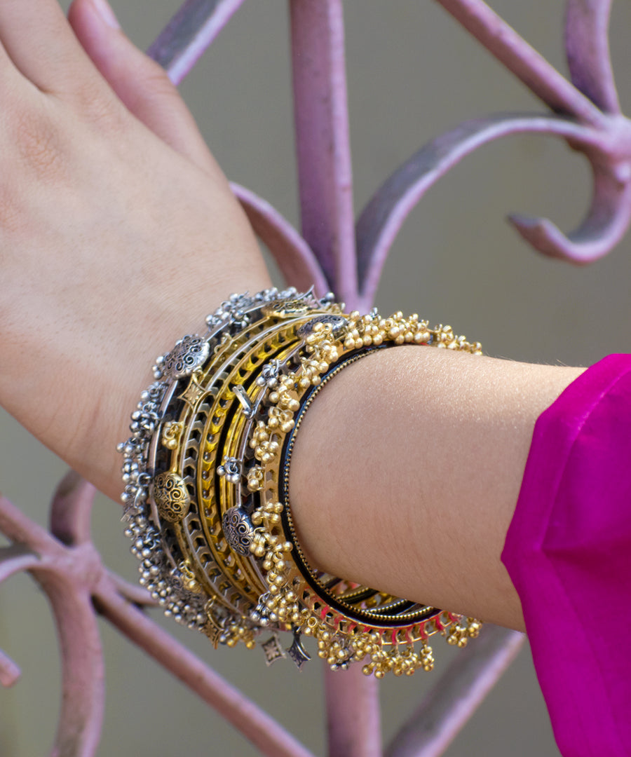 Golden Thar Ghungroo Bangle
