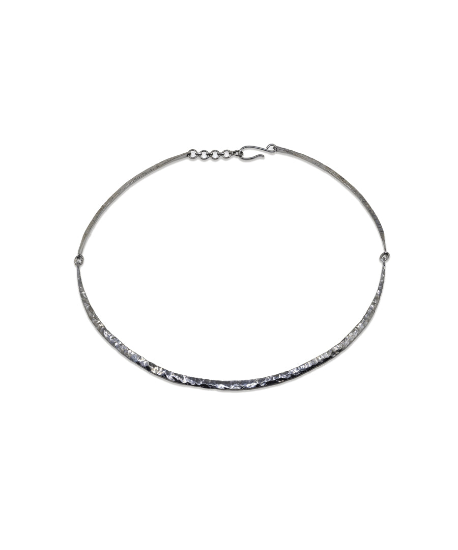 Black Untamed Hasli Choker