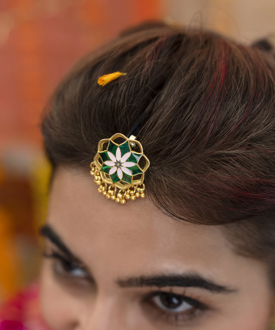 Green Gul Kumud Stud Earrings