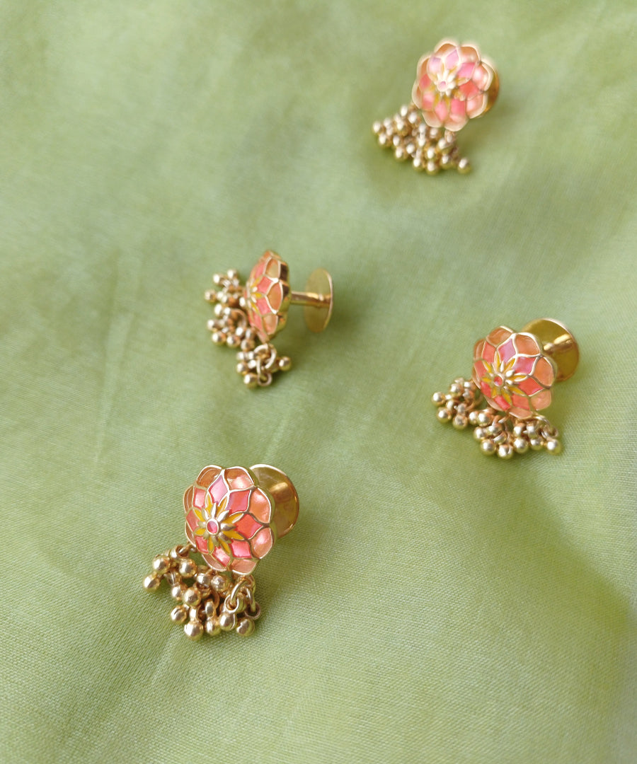 Set of pink kurta buttons by Manner India.