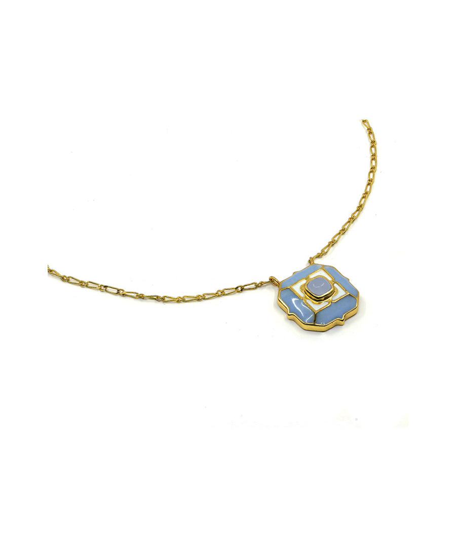 925 silver gold plated ripple blue octa chain necklace with blue calcedony gemstone.