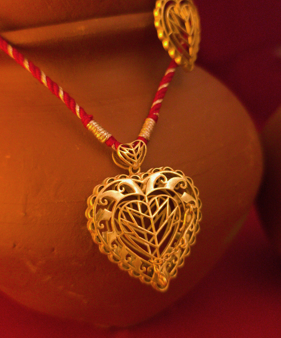 Rakaan Statement Pendant Necklace – Bold Ethnic adjustble string