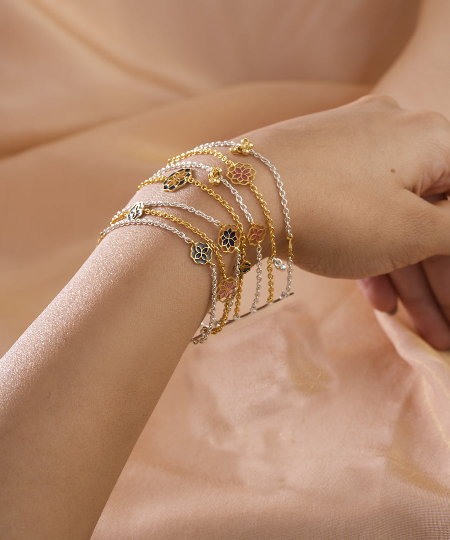 Silver bracelet for women and girls.