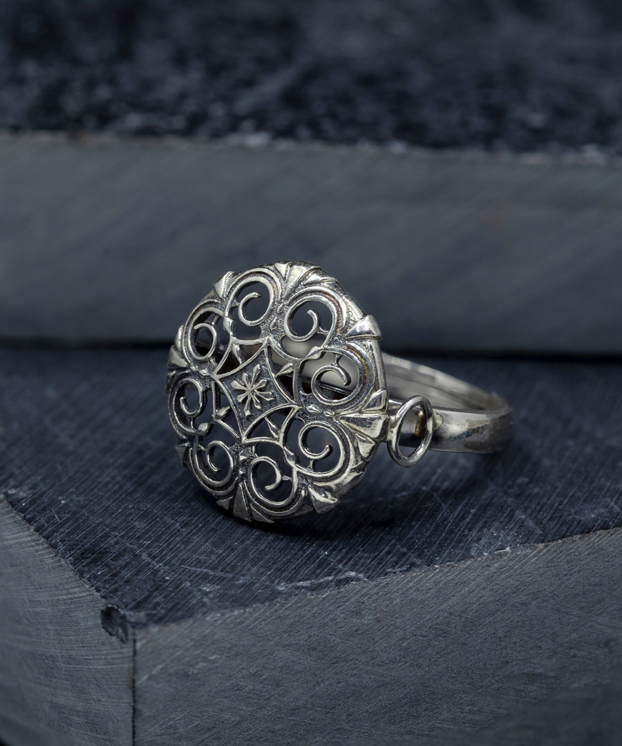 Silver Thar Reth Binti Ring