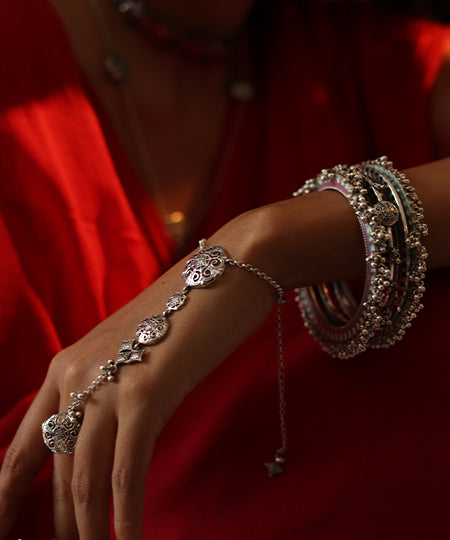 Silver oxidised tarnishfree hathphool silver bracelet for women.