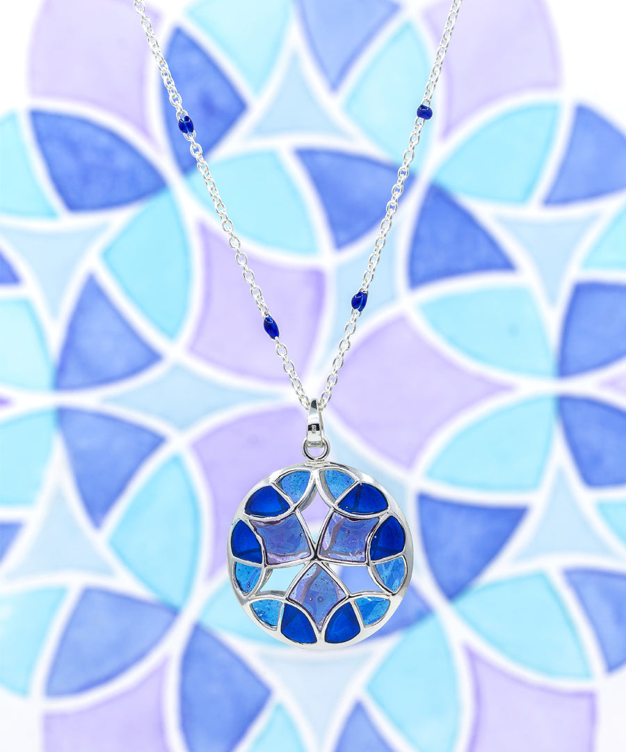 Tarnishfree long necklace with delicate pendant crafted in 925 silver.