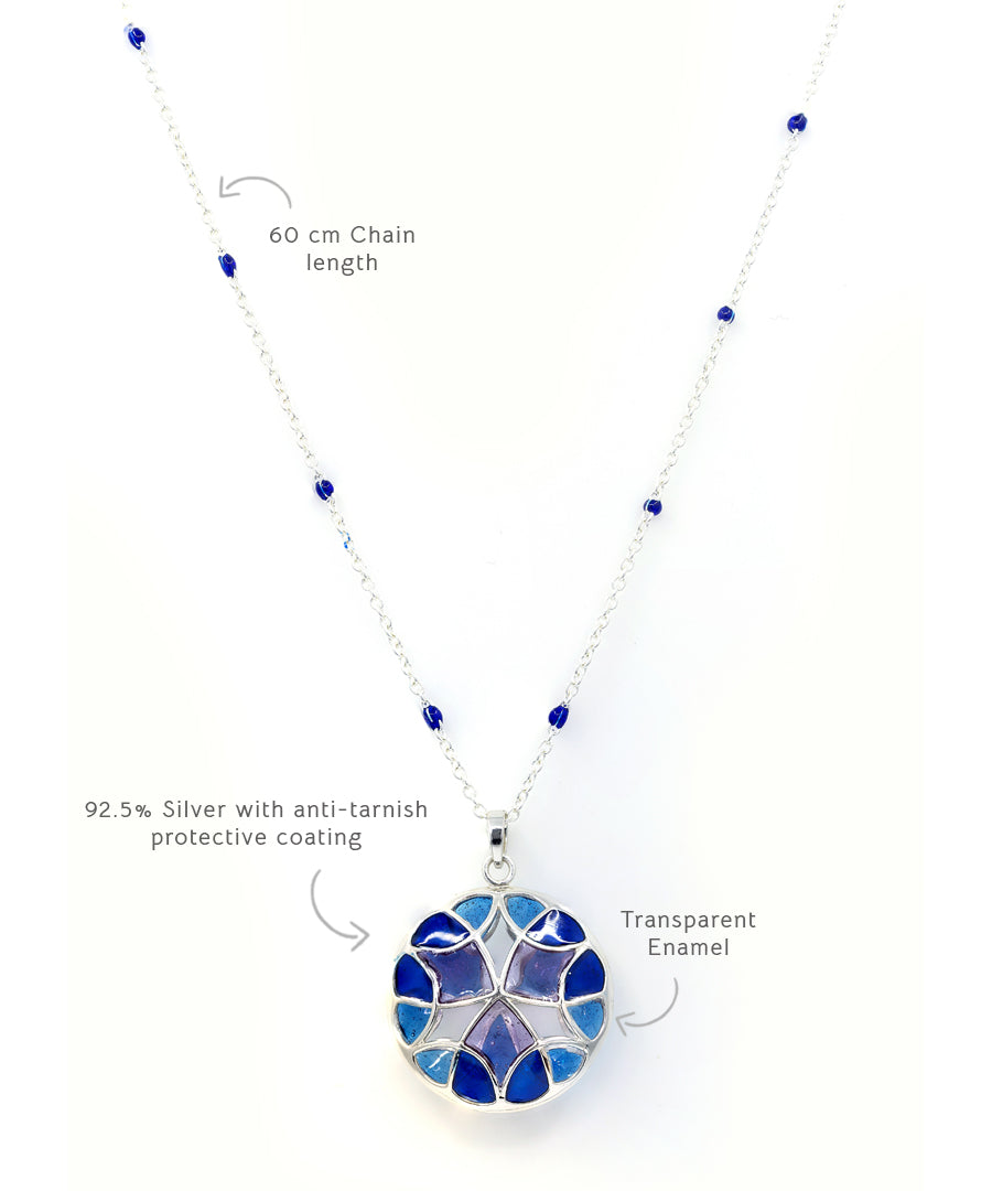 Detail specification of blue treasure pandant chain necklace.