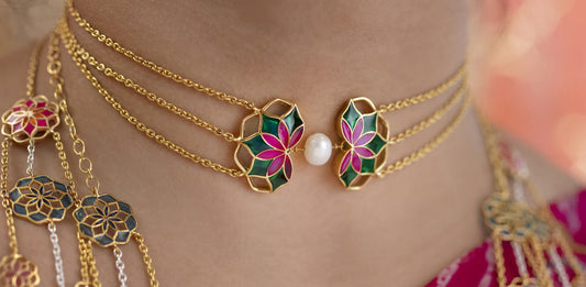 Style Guide for Choker Necklaces