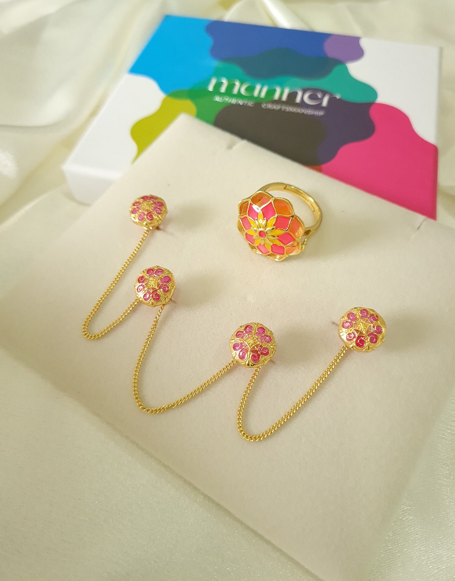 Gul Azizi Ring & Thar Kurta Buttons