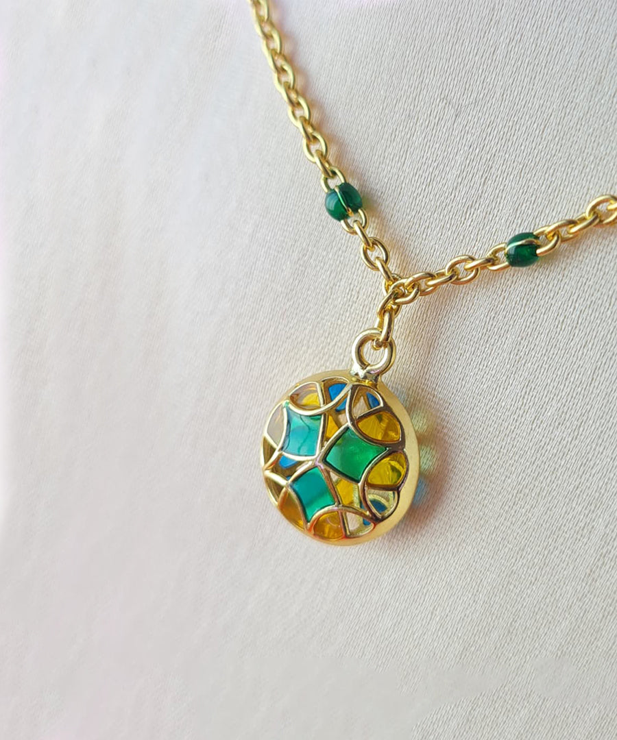 Rama Green Kaleidoscope Chaos Charm Neckchain in Gold Finish