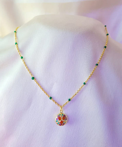 Rust Pink Kaleidoscope Chaos Charm Neckchain in Gold Finish