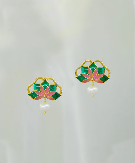 Green Gul Half Stud Earrings